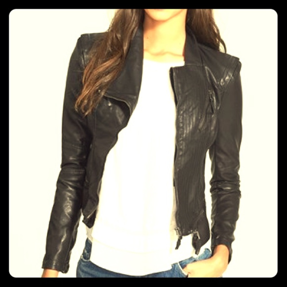 BlankNYC Faux Leather Jacket in black size small